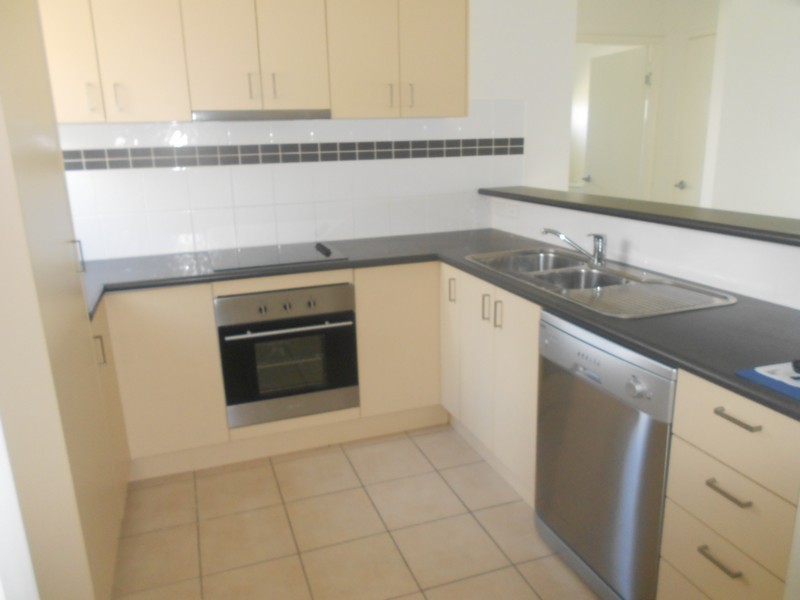 7/91-93 Lower King Street, Caboolture QLD 4510