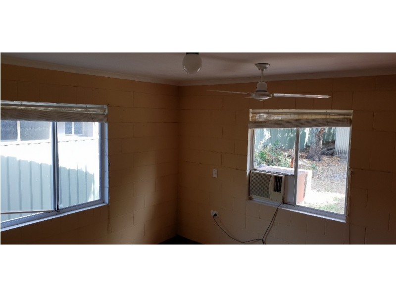 82 The Esplanade, Ningi QLD 4511