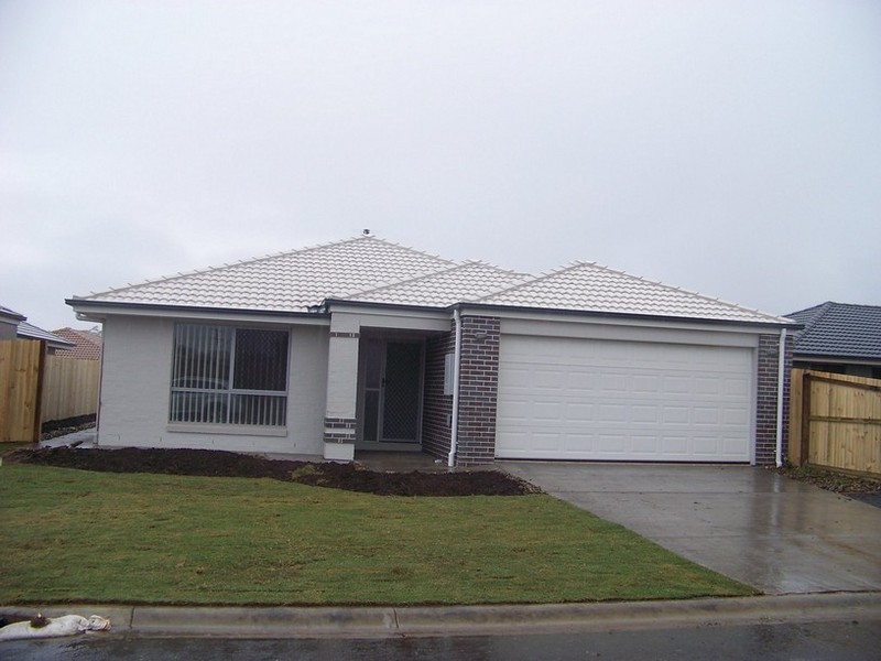 16 Piccadilly Street, Bellmere QLD 4510