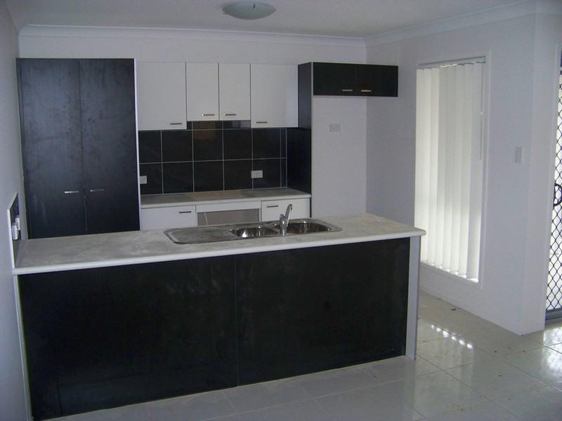 16 Piccadilly Street, Bellmere QLD 4510