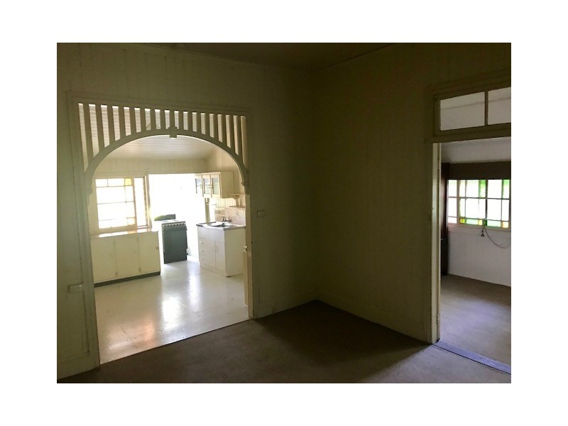 2/14 Charles Street, Caboolture QLD 4510