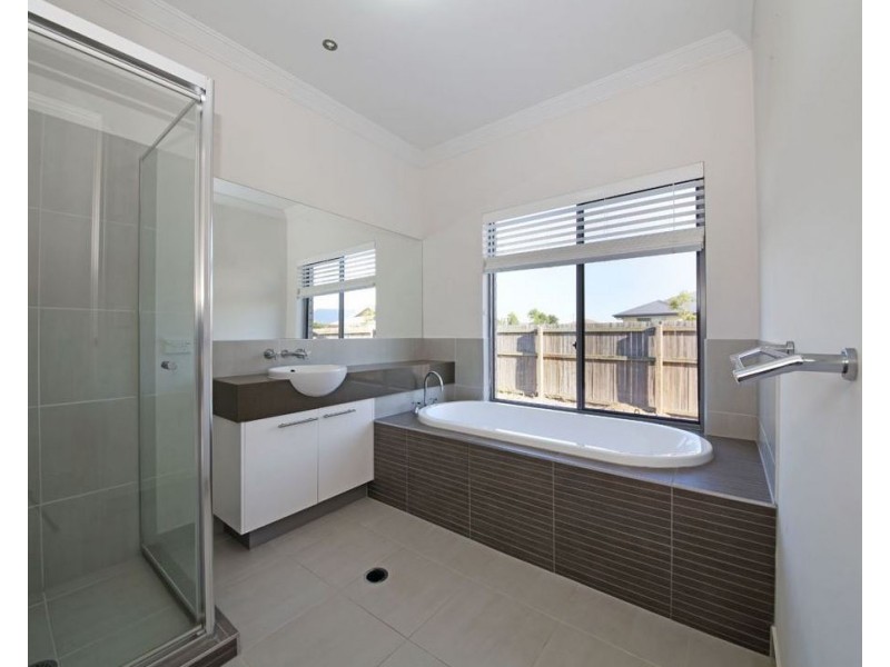 7 McKavanagh Street, Caboolture QLD 4510
