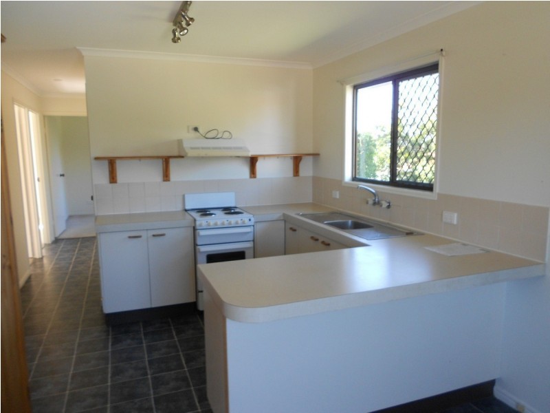 21 Sharon Court, Morayfield QLD 4506