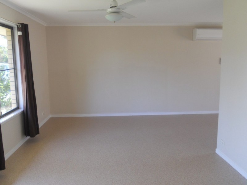 2 Sherwood Street, Morayfield QLD 4506