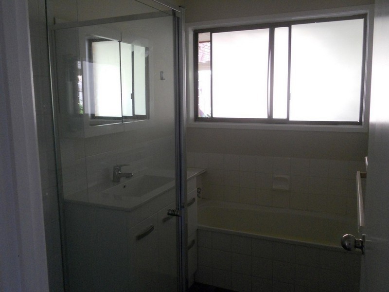 2 Sherwood Street, Morayfield QLD 4506