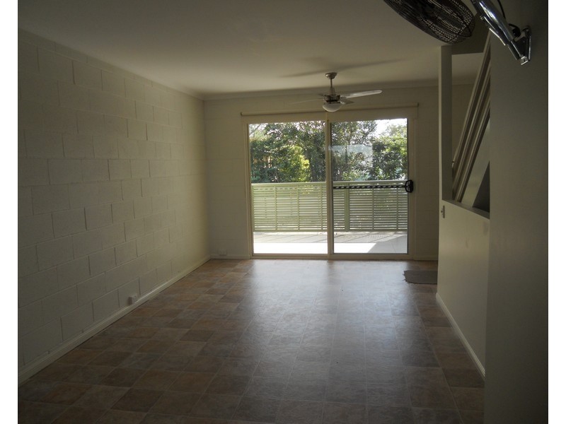 3/6 Railway Parade, Caboolture QLD 4510