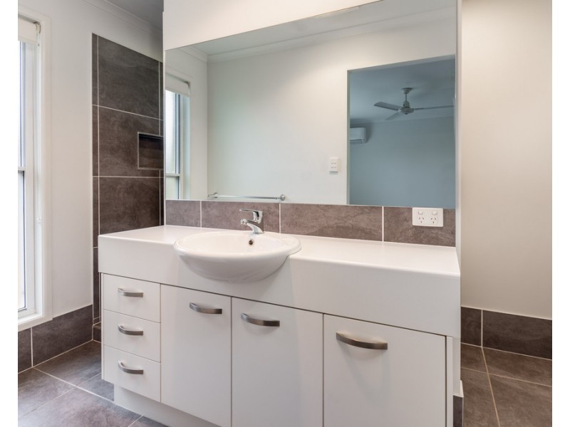 54 Bluestar Circuit, Caboolture QLD 4510