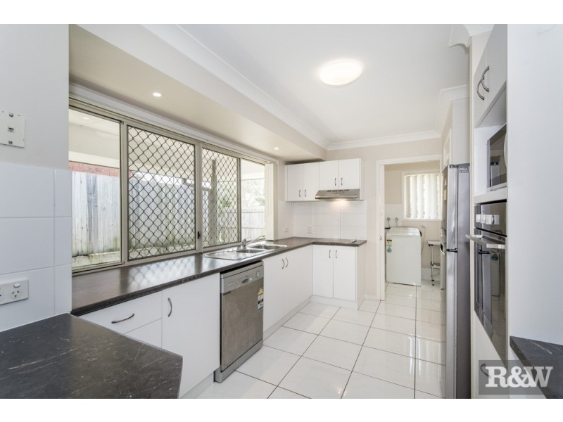 32 Summerhill Drive, Morayfield QLD 4506