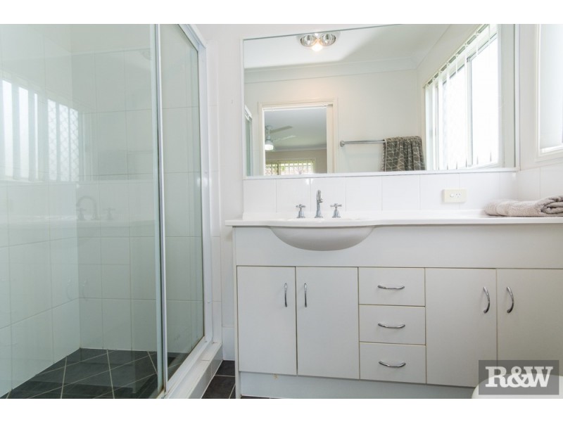 32 Summerhill Drive, Morayfield QLD 4506