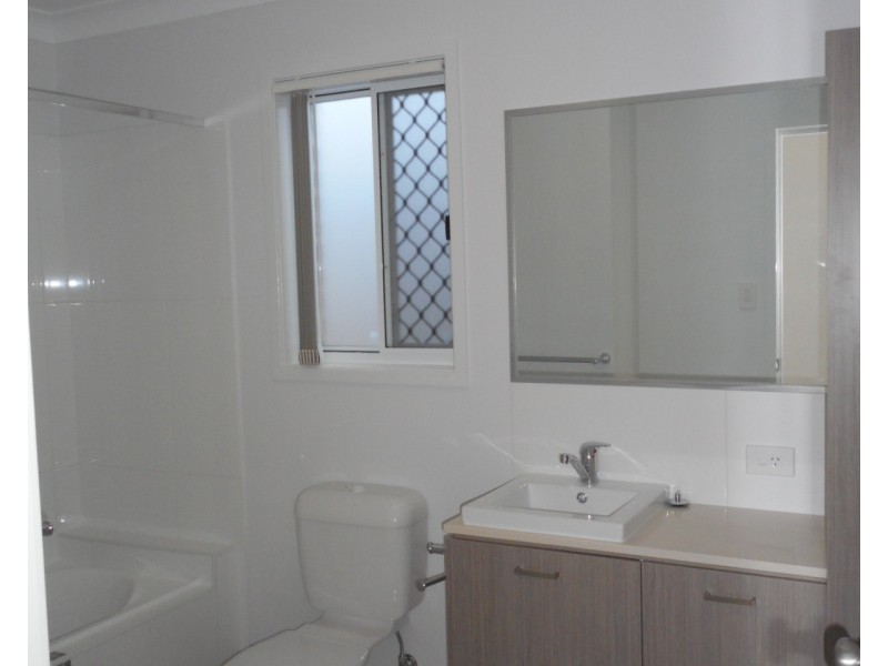 25b Nelson Court, Morayfield QLD 4506
