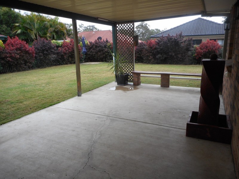 8 Teak Court, Morayfield QLD 4506