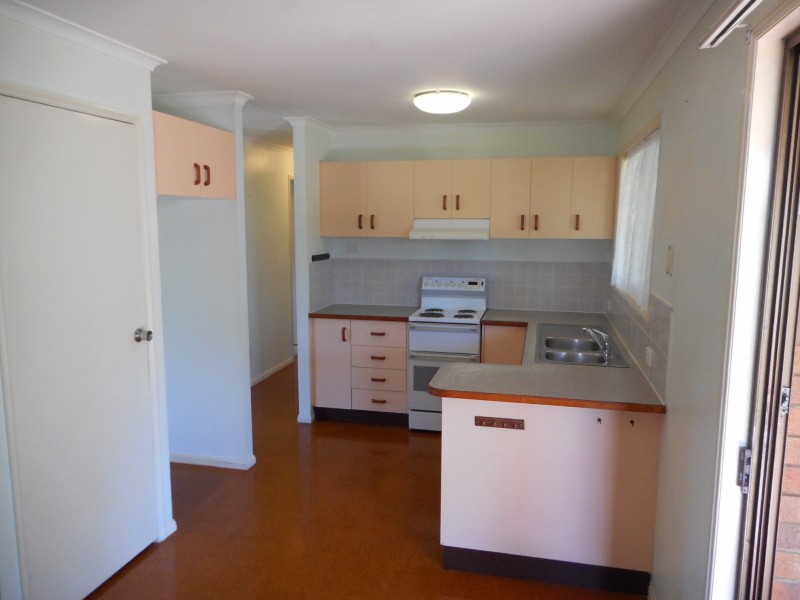 4 Carmela Crt, Morayfield QLD 4506