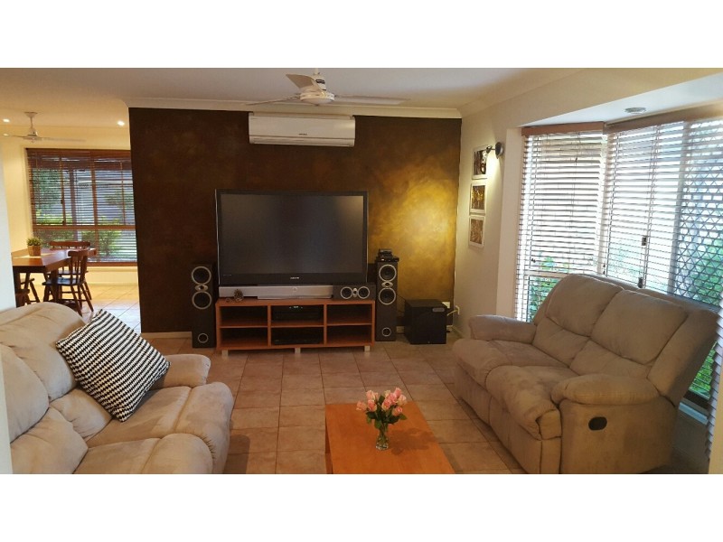 1 Hyde Court, Upper Caboolture QLD 4510