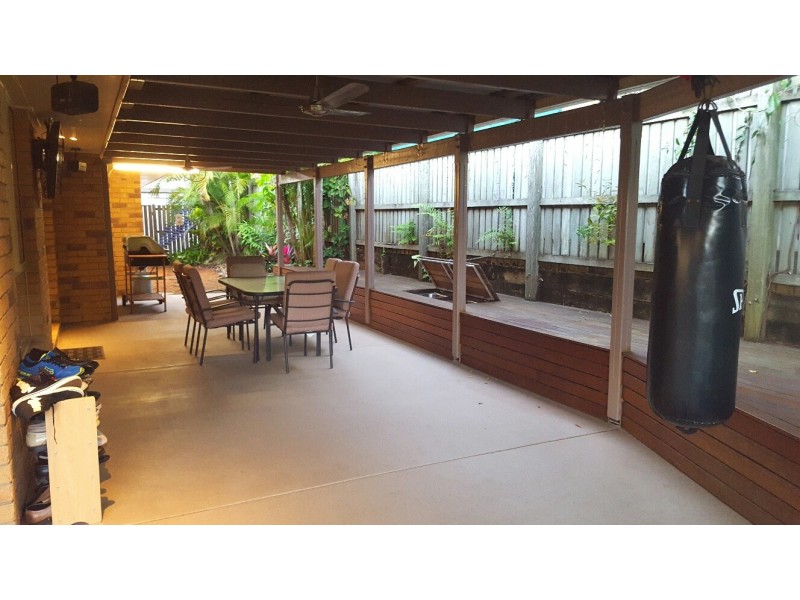 1 Hyde Court, Upper Caboolture QLD 4510