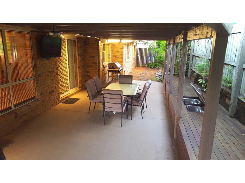 1 Hyde Court, Upper Caboolture QLD 4510