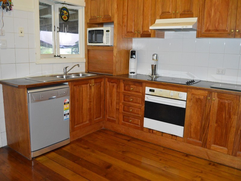 85 Old Toorbul Point Road, Caboolture QLD 4510