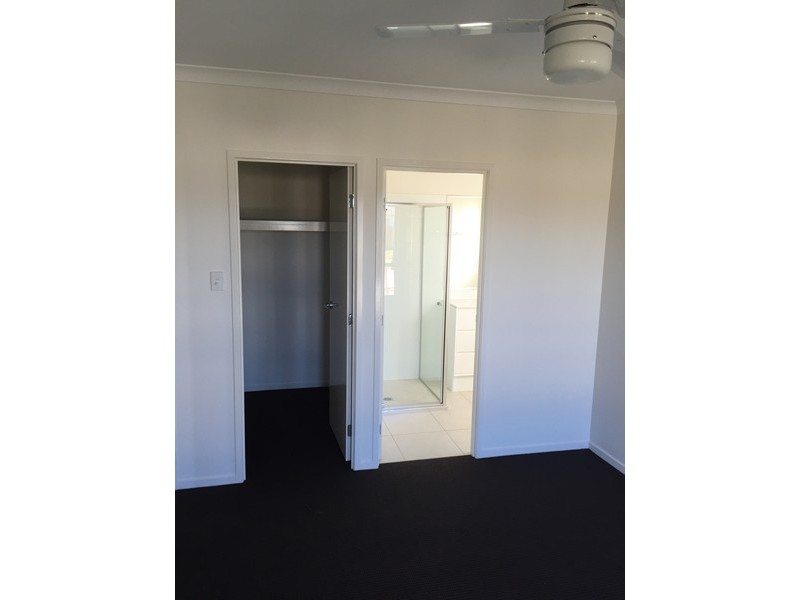 9 Ascot Crescent, Kallangur QLD 4503
