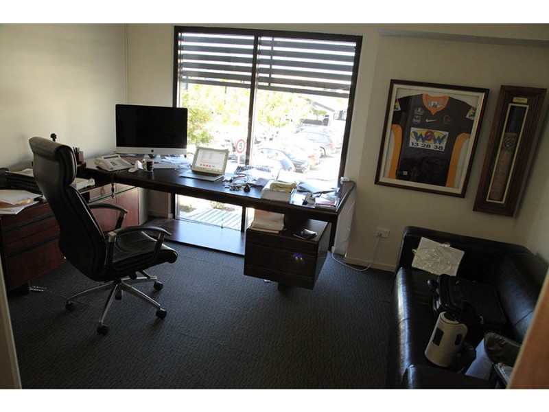 Unit 8, 33 Meakin Road, Meadowbrook QLD 4131