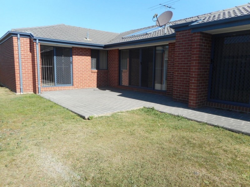 5 Almond Way, Bellmere QLD 4510