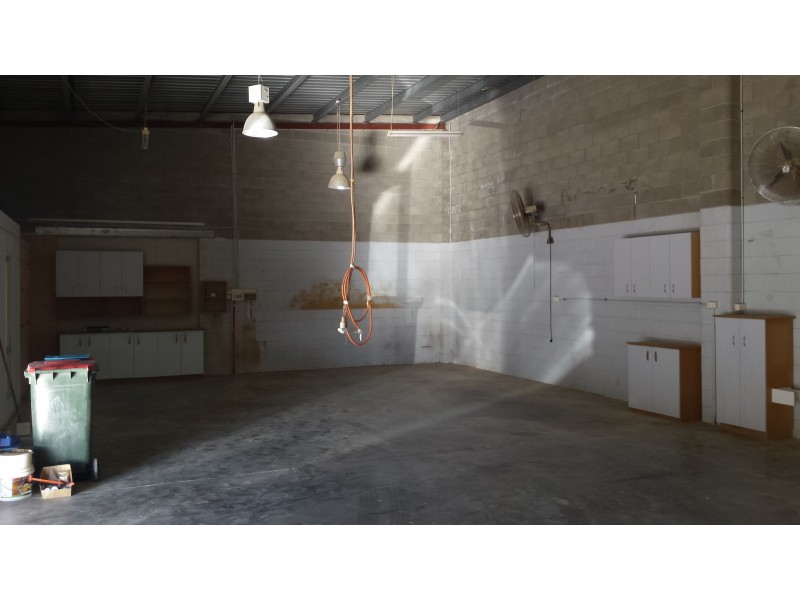Unit 2, 7 – 9 Industry Drive, Caboolture QLD 4510