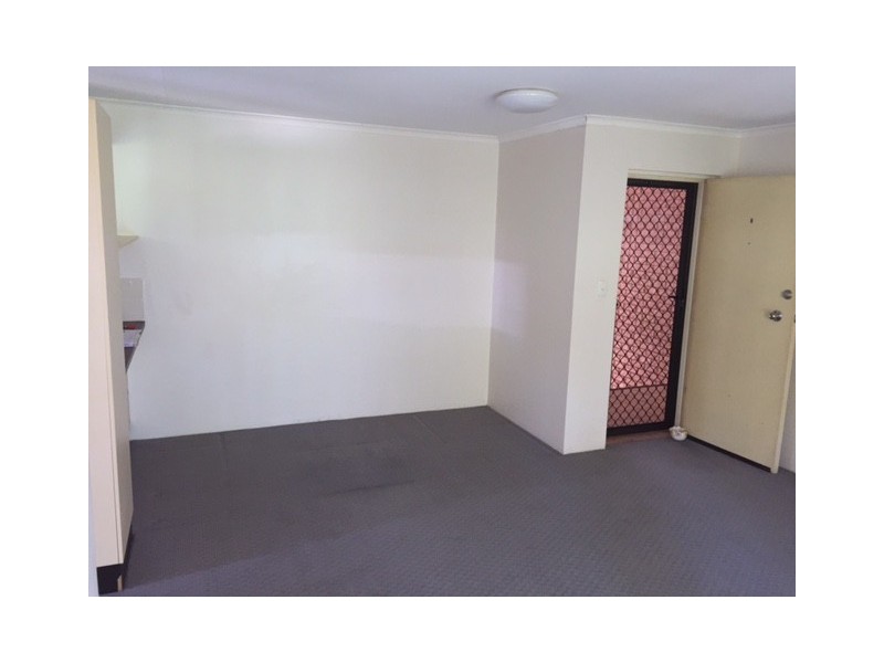 8/73-75 Lower King Street, Caboolture QLD 4510