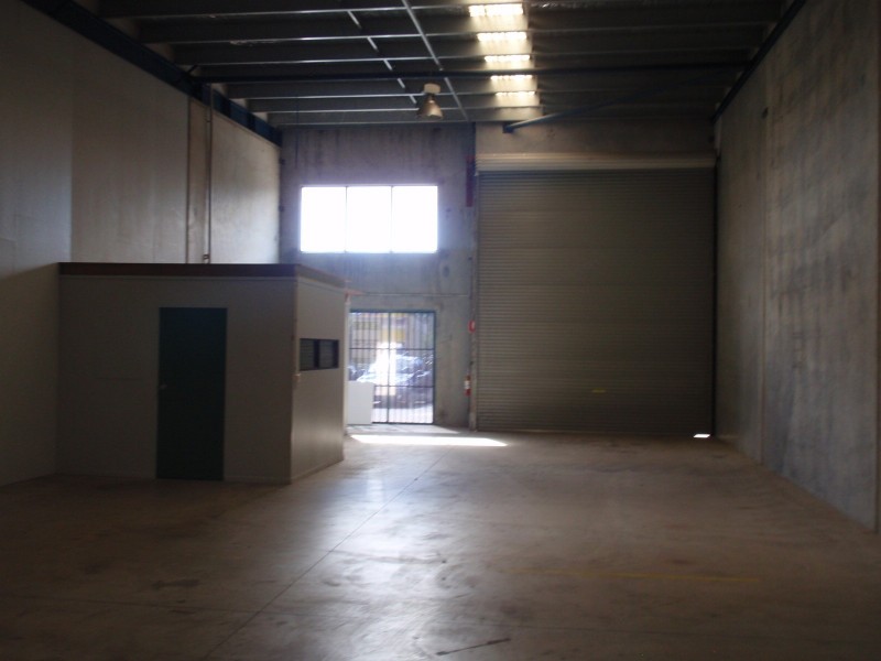 Unit 4, 95 Lear Jet Drive, Caboolture QLD 4510