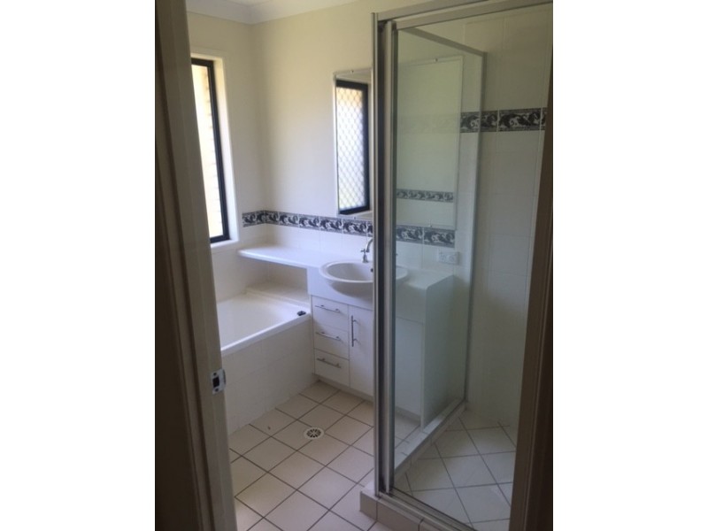 2 Cherrytree Crescent, Upper Caboolture QLD 4510