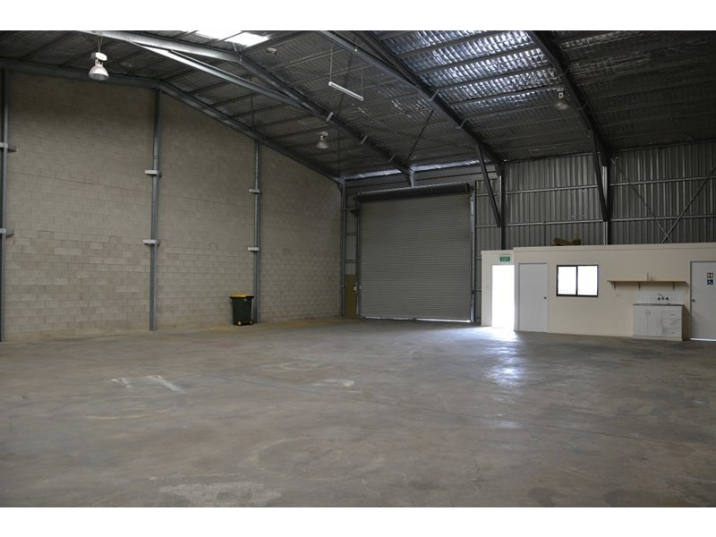 Unit 2 33 Cessna Drive, Caboolture QLD 4510