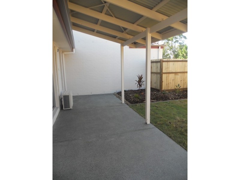 8b Paddington Street, Bellmere QLD 4510