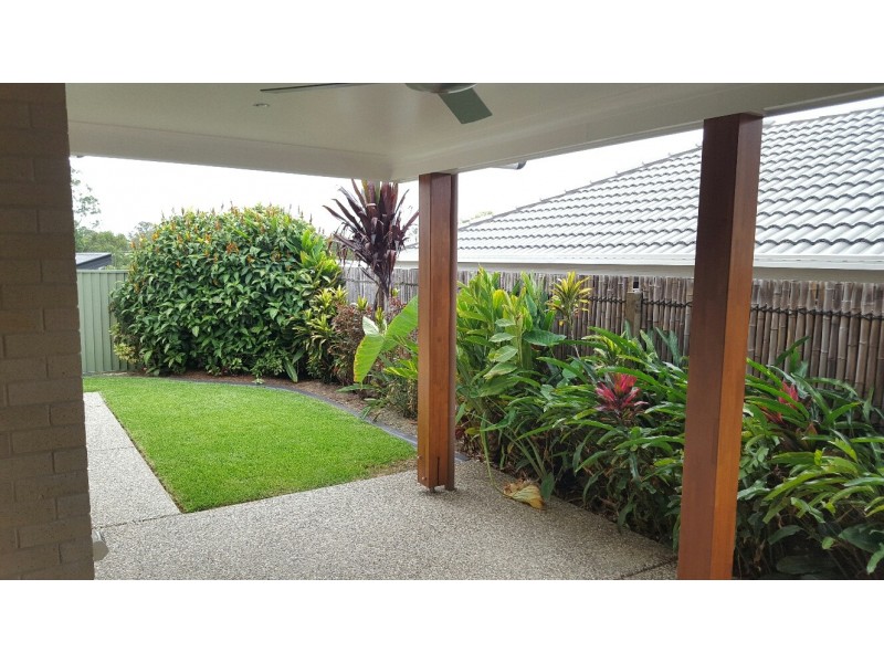 8 Champion Circuit, Narangba QLD 4504