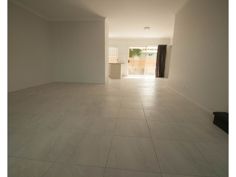 2/6 Payne Street, Caboolture QLD 4510