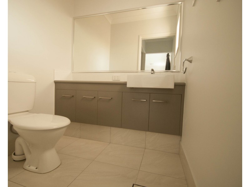 2/6 Payne Street, Caboolture QLD 4510