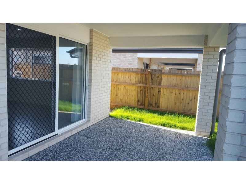 2/7 Schiffke Court, Caboolture QLD 4510