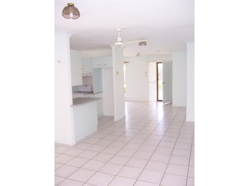 10 Carmela Crescent, Morayfield QLD 4506