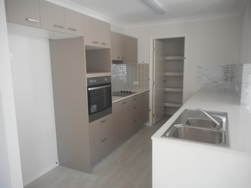 21 Nelson Court, Morayfield QLD 4506