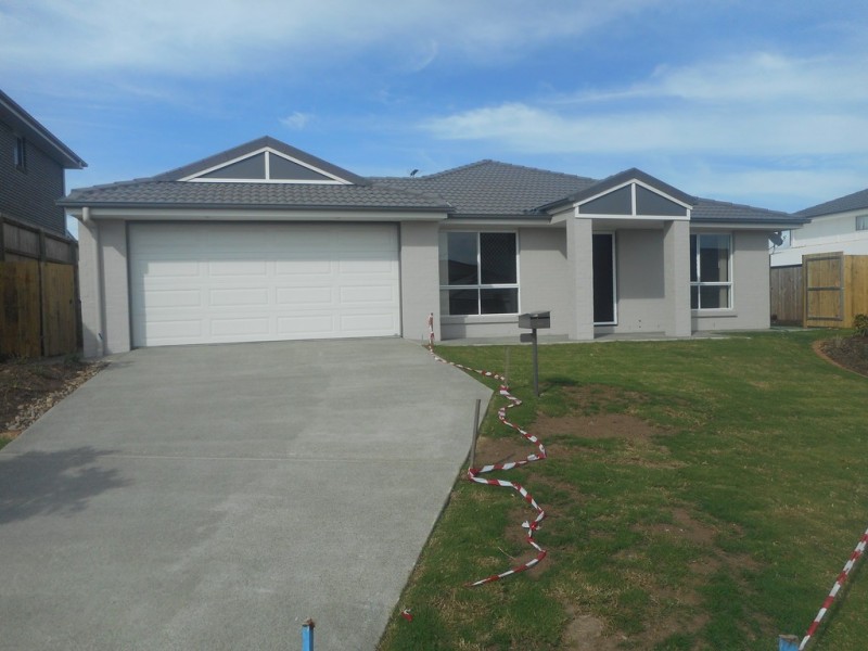 24 Nelson Court, Morayfield QLD 4506