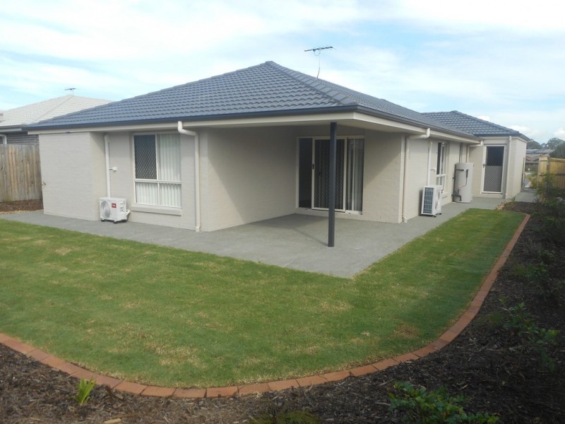 30 Pinegrove Street, Morayfield QLD 4506