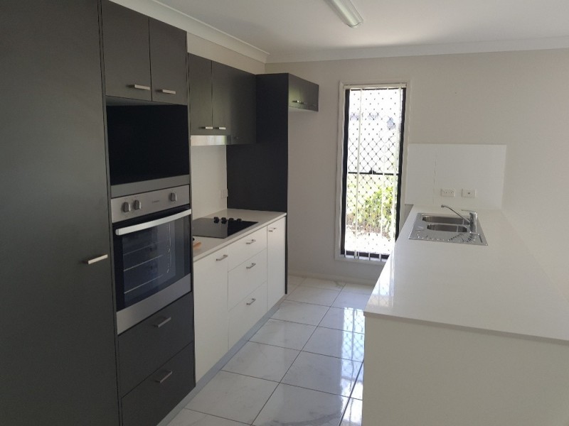 36 Pinegrove Street, Morayfield QLD 4506