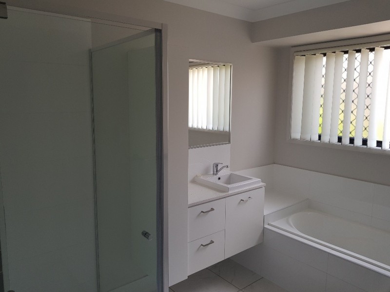 36 Pinegrove Street, Morayfield QLD 4506