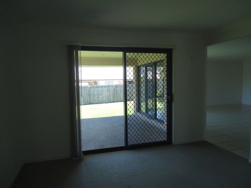 2 Claydon Avenue, Bellmere QLD 4510