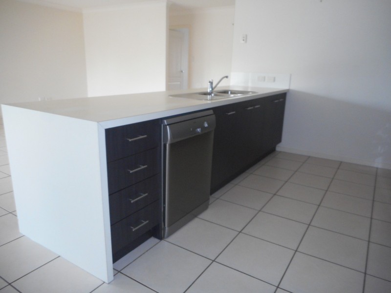 2 Claydon Avenue, Bellmere QLD 4510