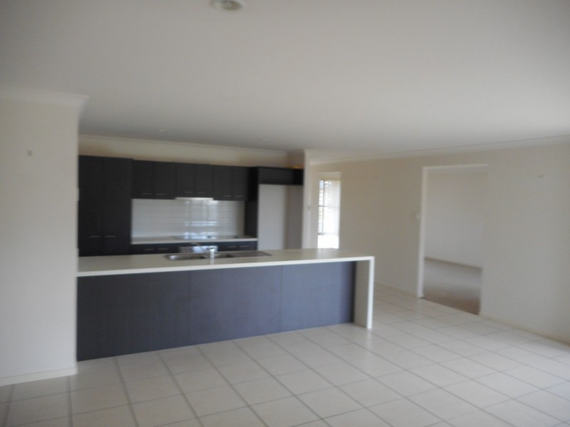 2 Claydon Avenue, Bellmere QLD 4510