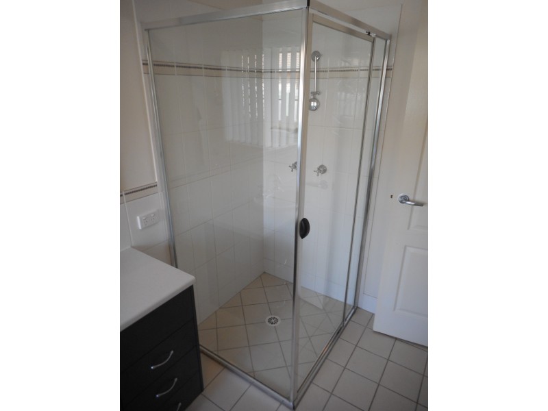 2 Claydon Avenue, Bellmere QLD 4510