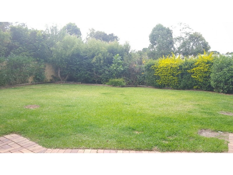 10 Crestwood Avenue, Morayfield QLD 4506