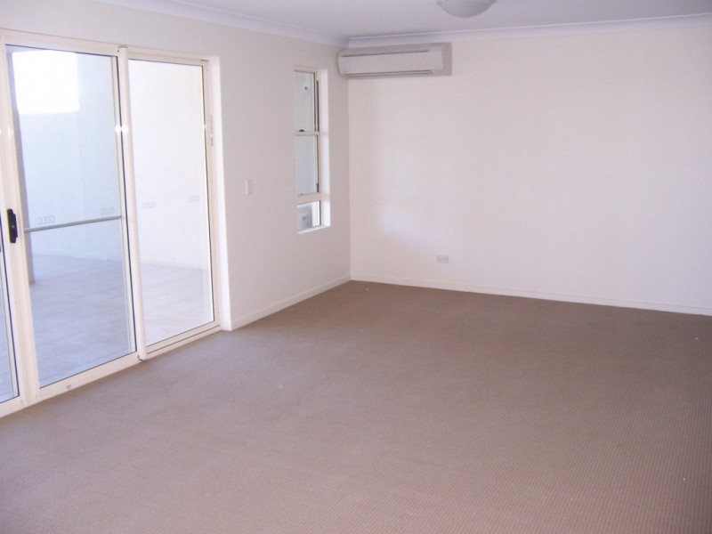 5/91-93 Lower King Street, Caboolture QLD 4510