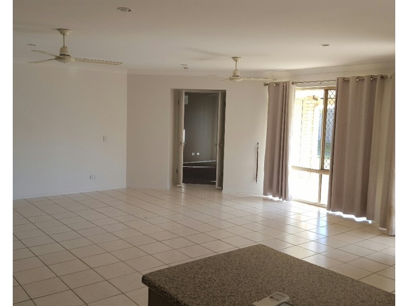44 Maurice Avenue, Morayfield QLD 4506