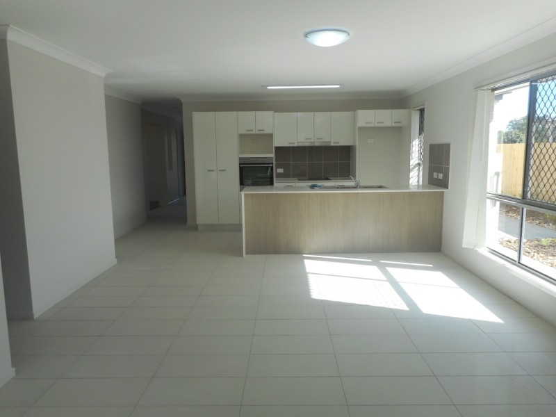 3 Nelson Court, Morayfield QLD 4506