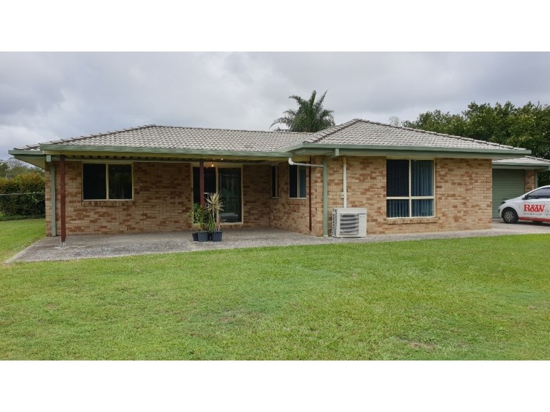 2 Whimbrel Court, Bellmere QLD 4510