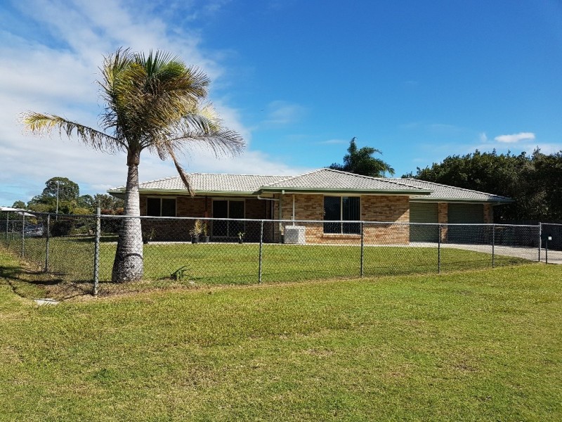 2 Whimbrel Court, Bellmere QLD 4510