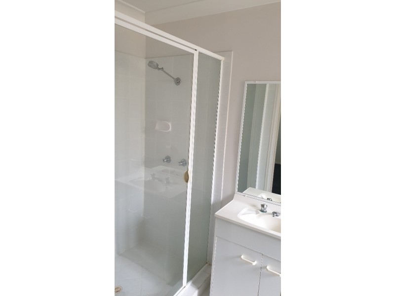 2 Whimbrel Court, Bellmere QLD 4510